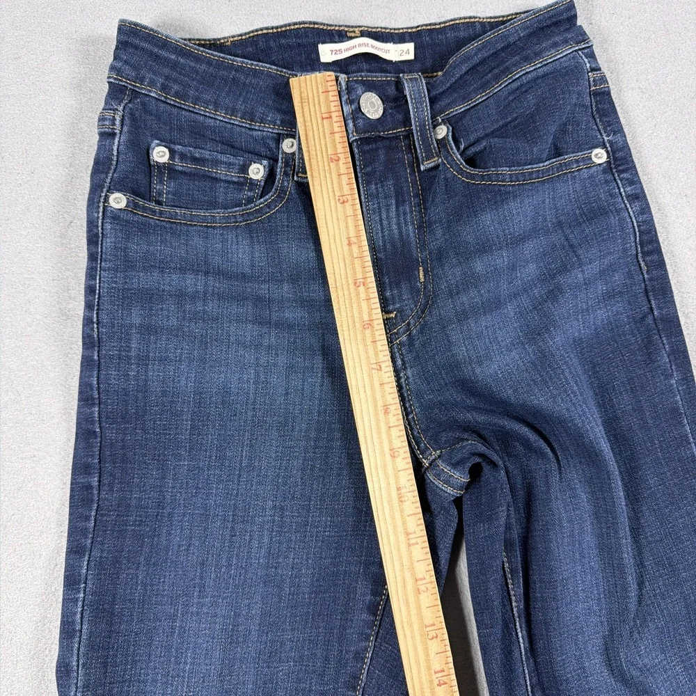 Levis 725 High Rise Bootcut Jeans Womens 24 Medium Wash Blue Stretch Denim Pants